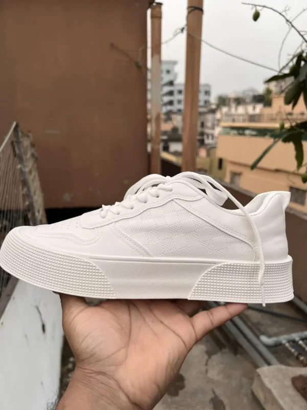 Comfortable Trend Board Breathable Sports Running Sneakers (Code: 0022)
